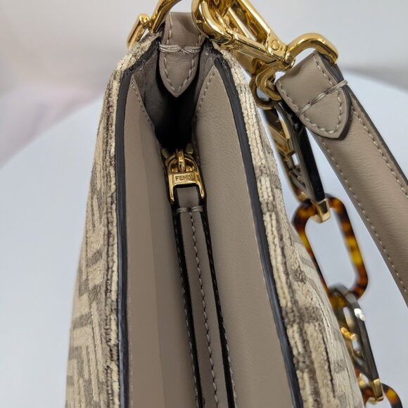 Fendi O’Clock Zip Shoulder Bag Zucca Chenille - Picture 7 of 16